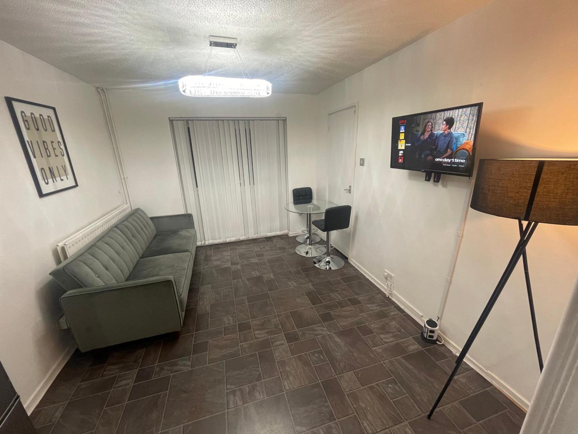 New! 4 Bedroom London House With Garden And Lawn Exteriör bild